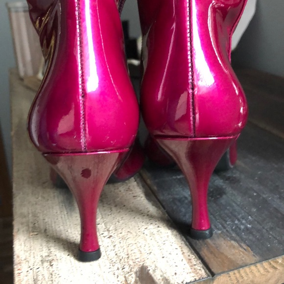 Stuart Weitzman boots - Picture 2 of 6